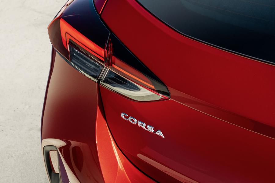 Детали экстерьера Opel Corsa GS Line (F) 2019 года  (фото 42 из 44)
